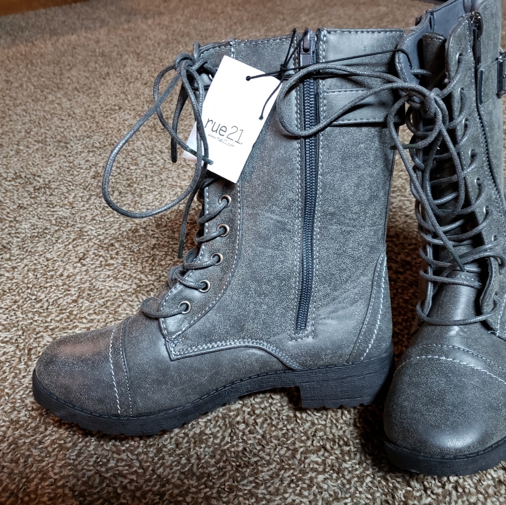 Rue 21 ETC! Boots - Picture 4 of 6